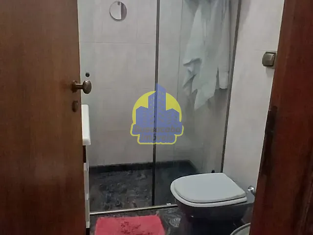 Sobrado com 204m² 3 quartos e 2 banheiros, à venda, no bairro km 18 em Osasco