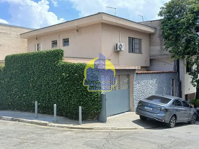 Sobrado com 260m² 3 quartos e 2 banheiros, à venda, no bairro Veloso em Osasco