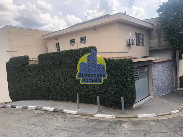 Sobrado com 260m² 3 quartos e 2 banheiros, à venda, no bairro Veloso em Osasco