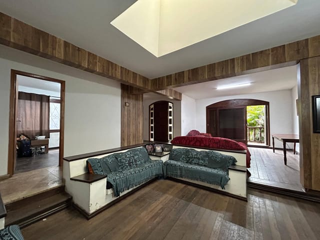 Casa com 342m² 4 quartos e 1 banheiro, à venda, no bairro Três Vendas em Pelotas