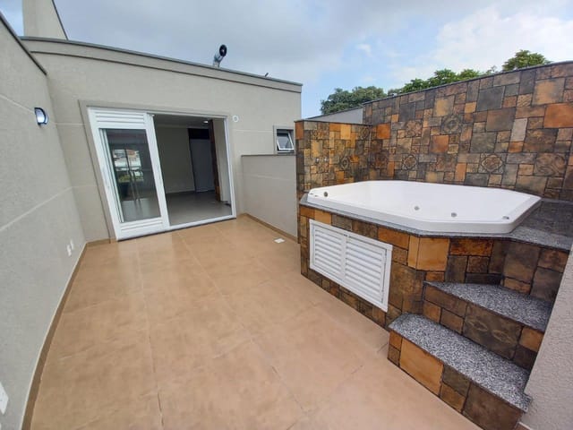 Sobrado com 220m² 3 quartos e 3 banheiros, à venda, no bairro Mirandópolis em São Paulo