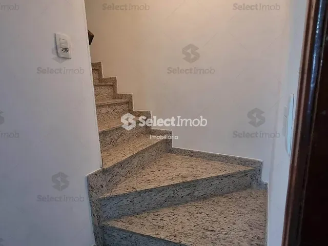 Sobrado com 210m² 3 quartos e 3 banheiros, à venda, no bairro Taboão em São Bernardo do Campo
