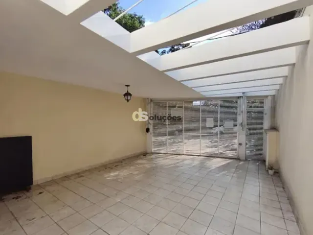 Sobrado 4 quartos e 3 banheiros, à venda ou para alugar, no bairro Vila Madalena em São Paulo