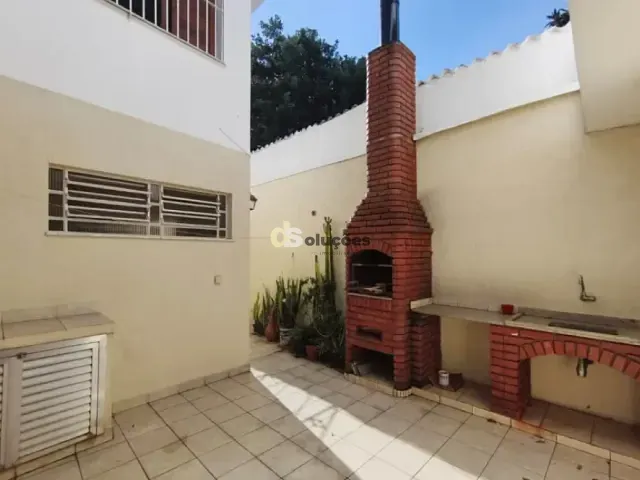 Sobrado 4 quartos e 3 banheiros, à venda ou para alugar, no bairro Vila Madalena em São Paulo