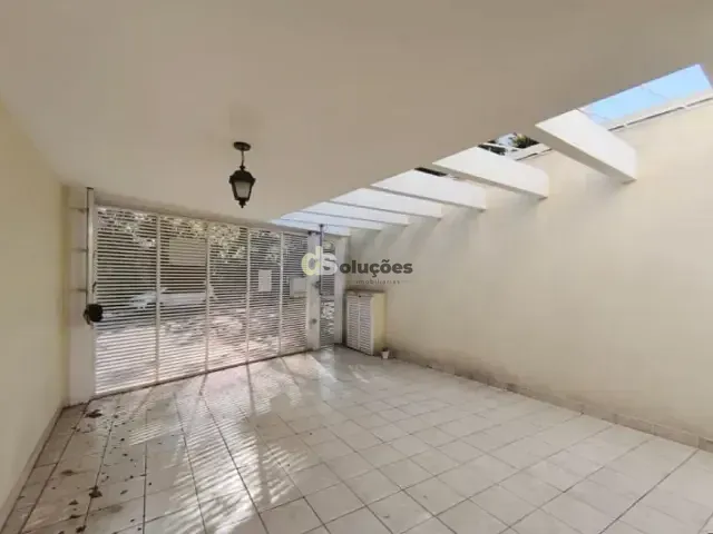 Sobrado 4 quartos e 3 banheiros, à venda ou para alugar, no bairro Vila Madalena em São Paulo