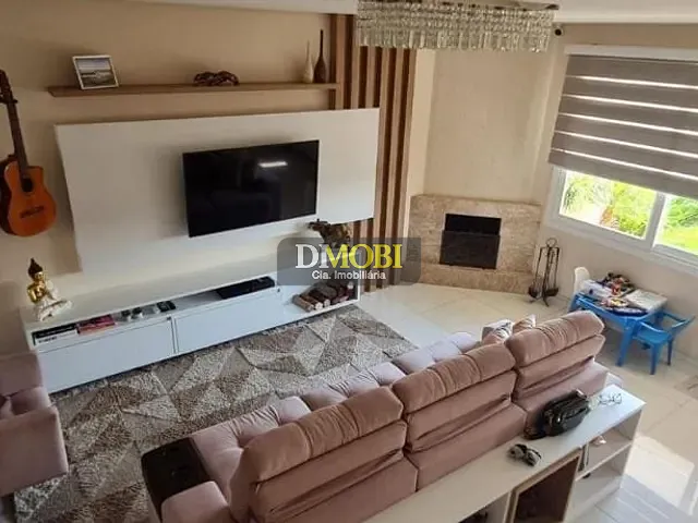 Sobrado com 150m² 3 quartos e 2 banheiros, à venda ou para alugar, no bairro Oriço em Gravataí