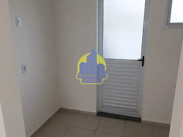Sobrado com 49m² 2 quartos e 1 banheiro, à venda, no bairro Jardim Sandra em Cotia
