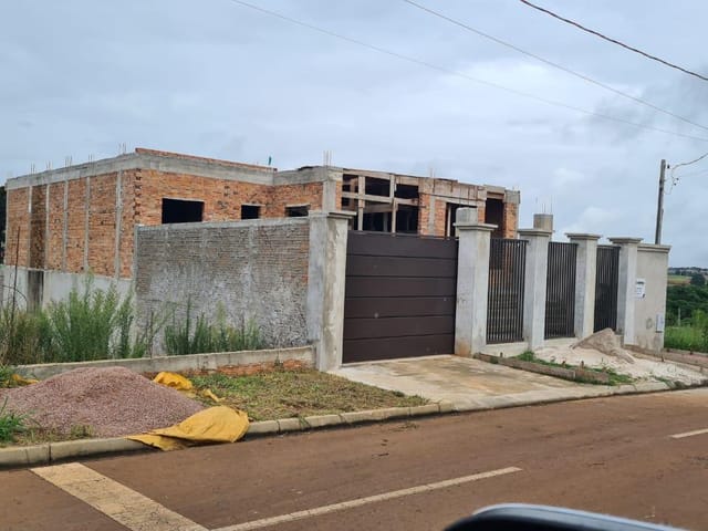 Sobrado triplex à venda, 4 suítes Cará-cará, Ponta Grossa, PR