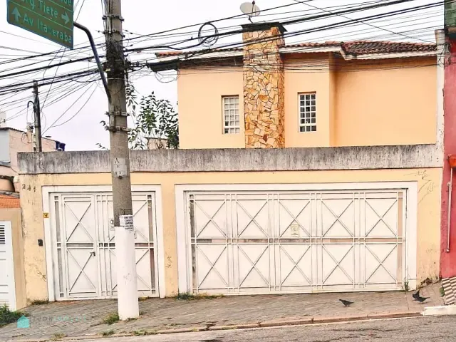 Sobrado com 311m² 4 quartos e 6 banheiros, à venda ou para alugar, no bairro Jardim Monjolo em São Paulo