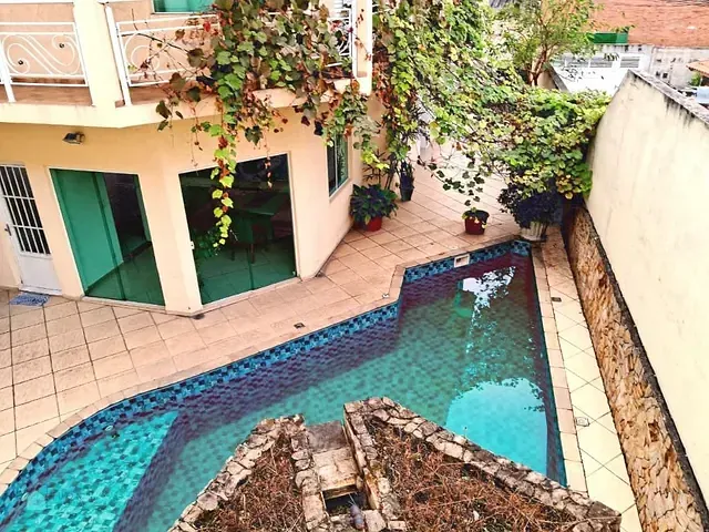 Sobrado com 311m² 4 quartos e 6 banheiros, à venda ou para alugar, no bairro Jardim Monjolo em São Paulo