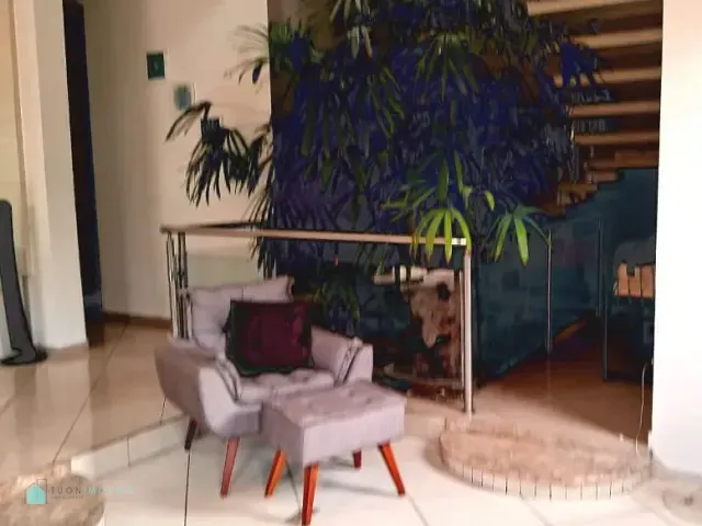 Sobrado com 311m² 4 quartos e 6 banheiros, à venda ou para alugar, no bairro Jardim Monjolo em São Paulo