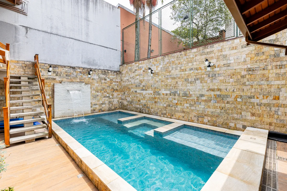Sobrado para venda em Jardim Marajoara com 4 quartos, sendo 4 suítes, 276m²