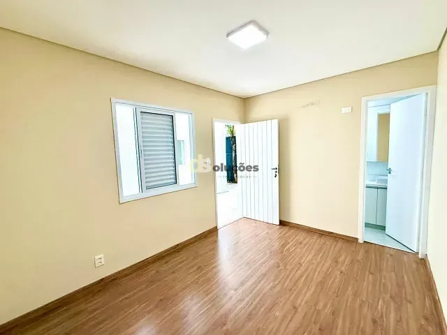 Sobrado 3 quartos e 4 banheiros, à venda, no bairro Pinheiros em São Paulo
