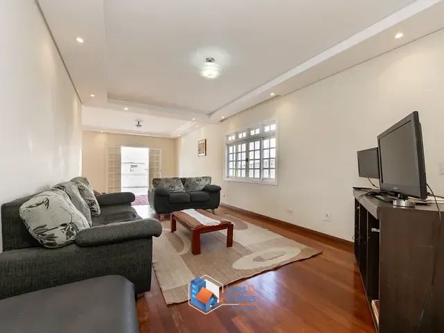 Sobrado com 297m² 4 quartos e 5 banheiros, à venda, no bairro Vila Marari em São Paulo