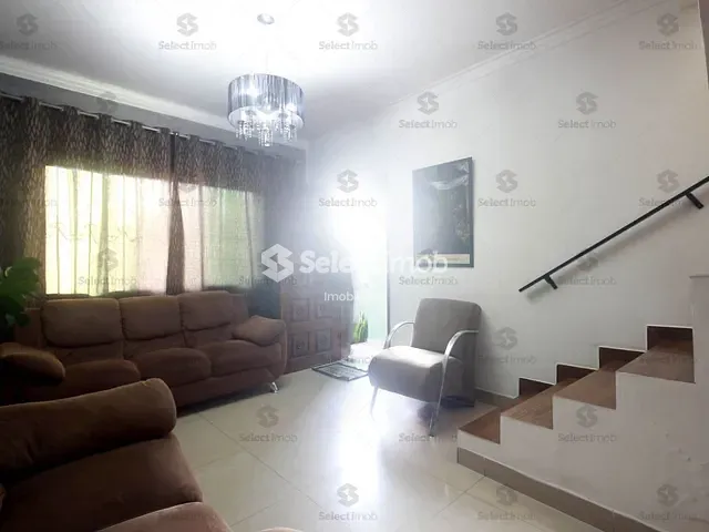 Sobrado com 130m² 4 quartos e 2 banheiros, à venda, no bairro Parque das Américas em Mauá