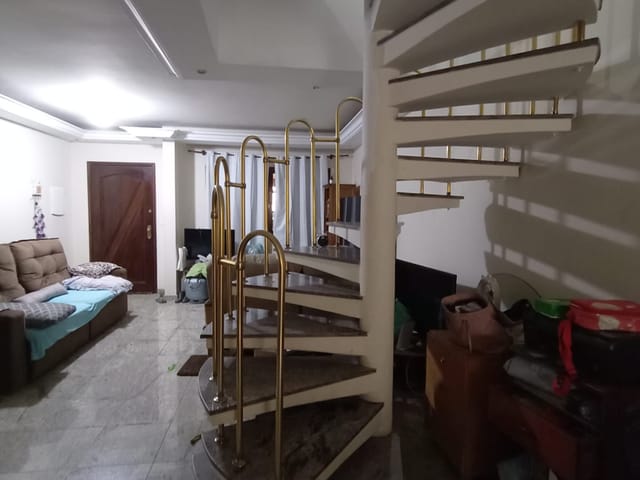 Sobrado com 250m² 5 quartos e 4 banheiros, à venda, no bairro Jardim da Glória em São Paulo