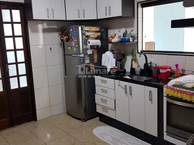 Sobrado com 132m² 3 quartos e 2 banheiros, à venda, no bairro Vila Santana em Mogi das Cruzes