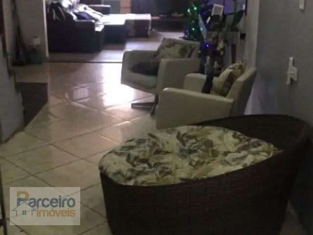 Casa com 200m² 4 quartos e 2 banheiros, à venda, no bairro Jardim Nossa Senhora do Carmo em São Paulo