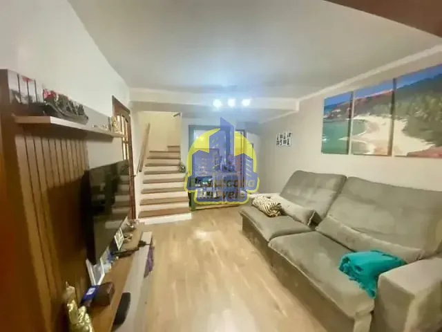Sobrado com 198m² 3 quartos e 2 banheiros, à venda, no bairro Cidade das Flores em Osasco