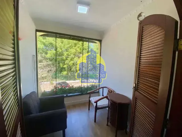 Sobrado com 198m² 3 quartos e 2 banheiros, à venda, no bairro Cidade das Flores em Osasco