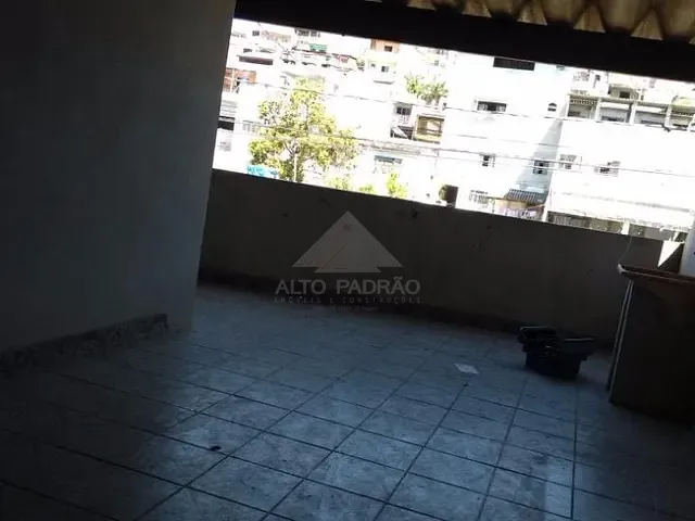 Sobrado com 265m² 2 quartos e 2 banheiros, à venda, no bairro Jardim São Gabriel em Mauá