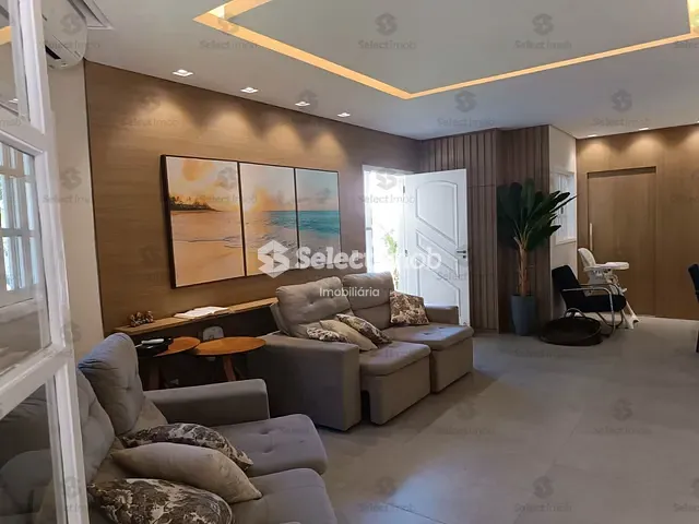 Sobrado com 300m² 4 quartos e 6 banheiros, à venda, no bairro Balneário Praia do Pernambuco em Guarujá