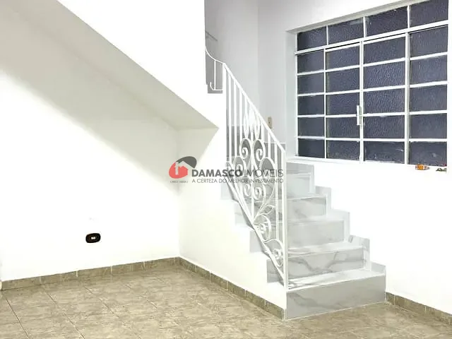 Sobrado com 115m² 3 quartos e 4 banheiros, para alugar, no bairro Jardim São Caetano em São Caetano do Sul