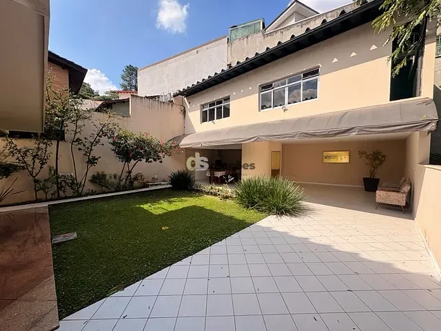 Sobrado com 396m² 4 quartos e 6 banheiros, à venda, no bairro Jardim São Bento em São Paulo