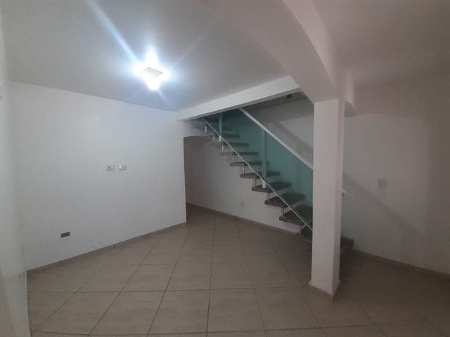 Foto do Sobrado - Sobrado à venda, Vila Janete, Carapicuíba, SP | Collina Imóveis