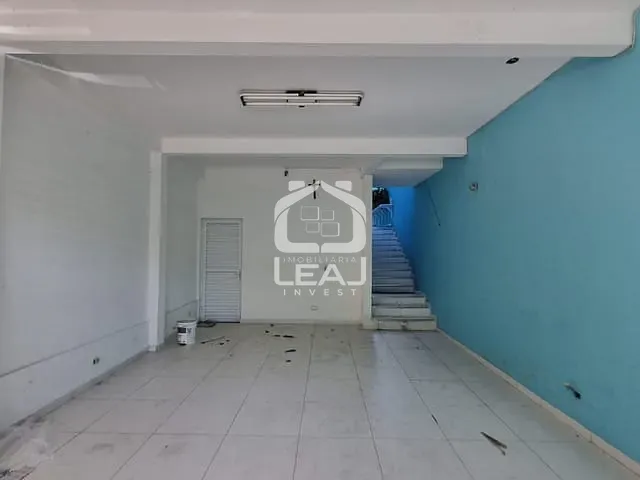Sobrado com 190m² 3 quartos e 2 banheiros, à venda, no bairro Parque Regina em São Paulo
