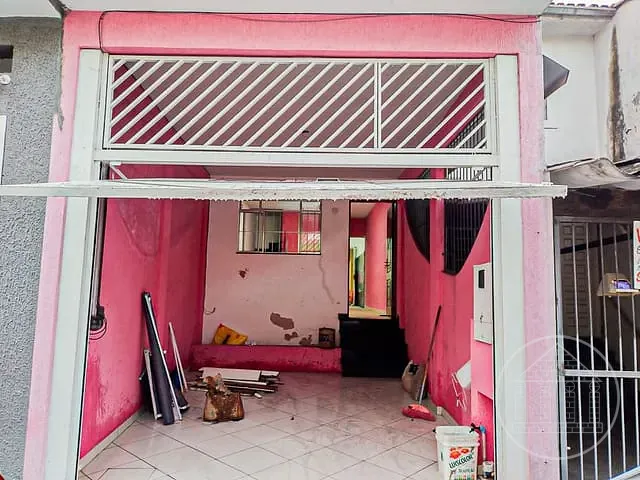 Sobrado com 125m² 3 quartos e 1 banheiro, para alugar, no bairro Parque Brasil em São Paulo