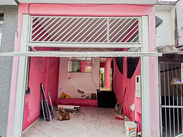 Sobrado com 125m² 3 quartos e 1 banheiro, para alugar, no bairro Parque Brasil em São Paulo