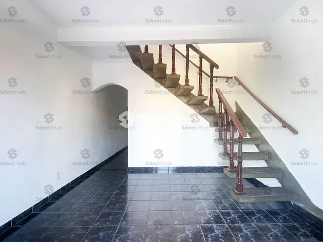 Sobrado com 205m² 3 quartos e 2 banheiros, à venda, no bairro Jardim Campo Verde em Mauá