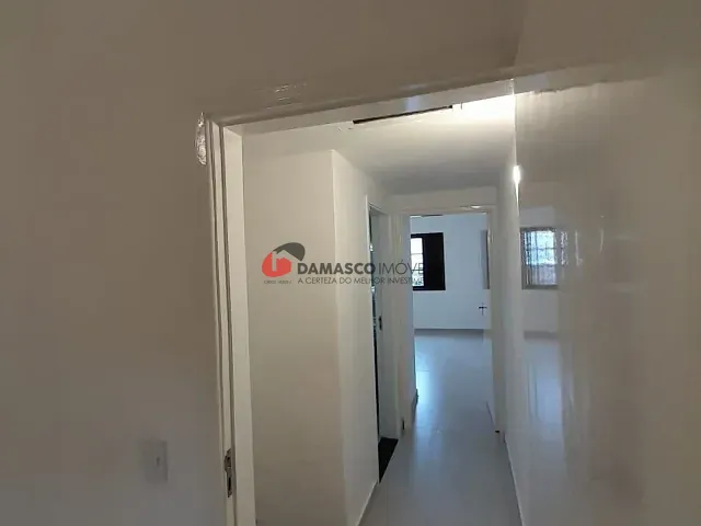 Sobrado 3 quartos e 2 banheiros, para alugar, no bairro Santa Paula em São Caetano do Sul