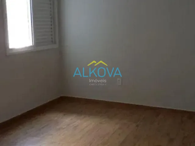 Sobrado com 210m² 3 quartos e 4 banheiros, à venda, no bairro Monte Castelo em São José dos Campos