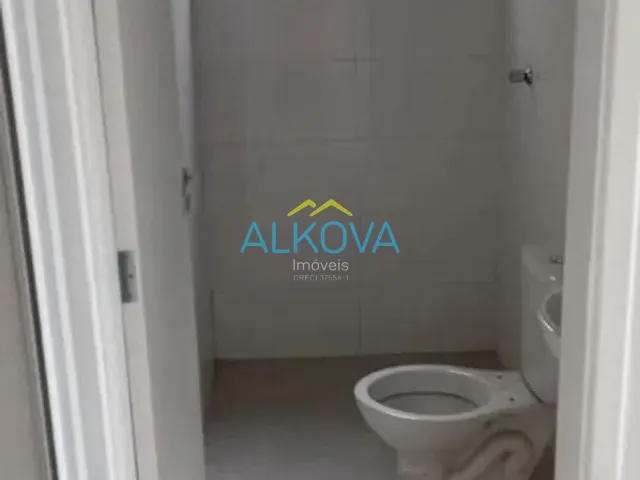 Sobrado com 210m² 3 quartos e 4 banheiros, à venda, no bairro Monte Castelo em São José dos Campos