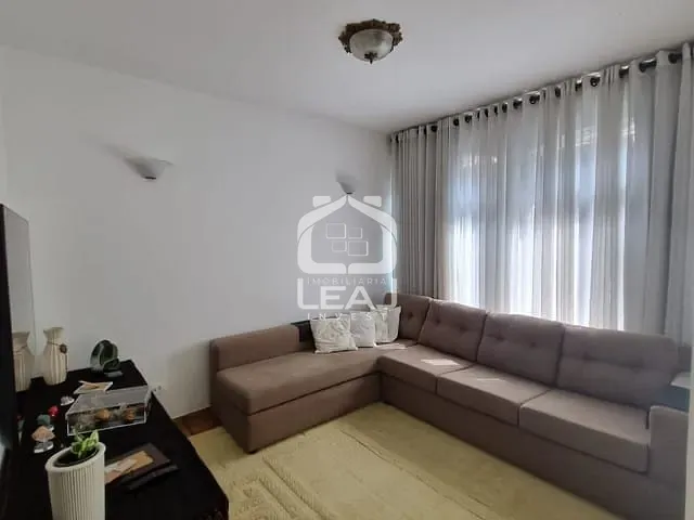 Sobrado com 450m² 5 quartos e 6 banheiros, à venda, no bairro Parque Maria Helena em São Paulo