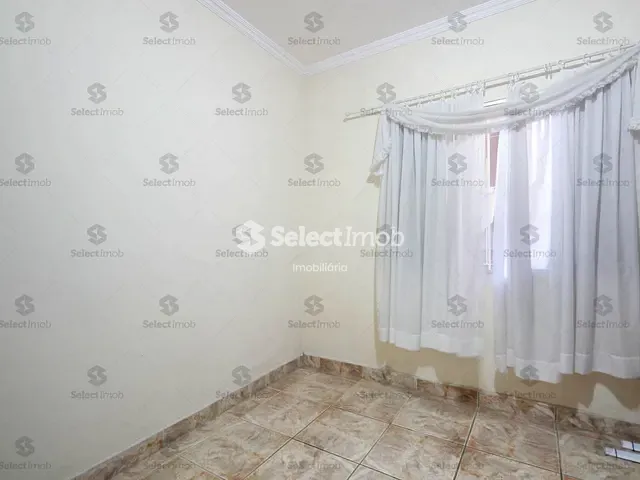 Sobrado com 192m² 3 quartos e 3 banheiros, à venda, no bairro Parque São Vicente em Mauá