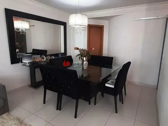 Sobrado com 280m² 3 quartos e 1 banheiro, à venda, no bairro Vila Valparaíso em Santo André
