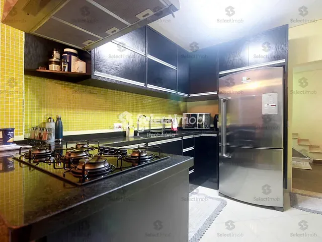 Sobrado com 120m² 2 quartos e 1 banheiro, à venda, no bairro Jardim São José em Mauá
