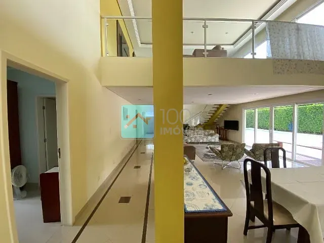 Sobrado com 842m² 4 quartos e 5 banheiros, à venda, no bairro Terras de Sant'anna em Jacareí