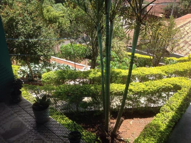 Sobrado com 650m² 4 quartos e 5 banheiros, à venda, no bairro Chácara do Planalto em Vargem Grande Paulista