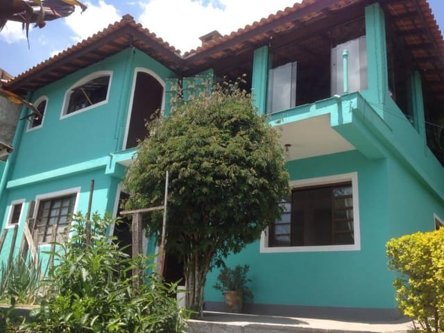 Sobrado com 650m² 4 quartos e 5 banheiros, à venda, no bairro Chácara do Planalto em Vargem Grande Paulista