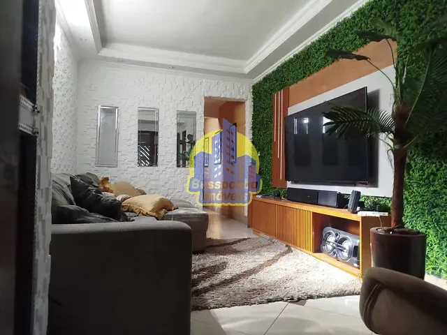 Sobrado com 500m² 2 quartos e 2 banheiros, à venda, no bairro Piratininga em Osasco