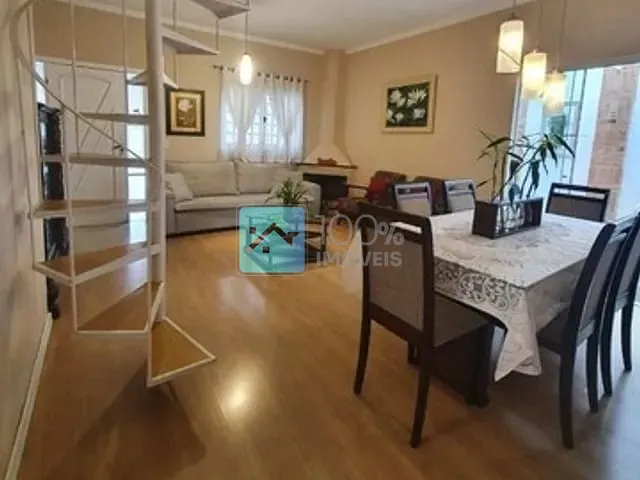 Sobrado com 252m² 3 quartos e 3 banheiros, à venda, no bairro Urbanova em São José dos Campos