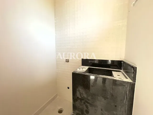Sobrado com 125m² 3 quartos e 3 banheiros, à venda, no bairro Jardim Ecoville I em Cambé