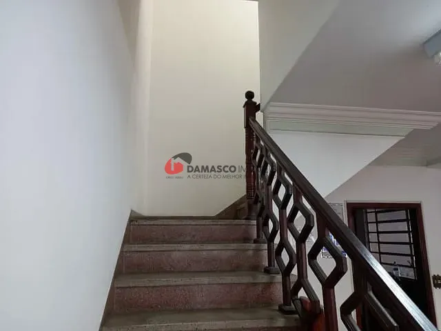 Sobrado com 209m² 3 quartos e 1 banheiro, à venda, no bairro Campestre em Santo André