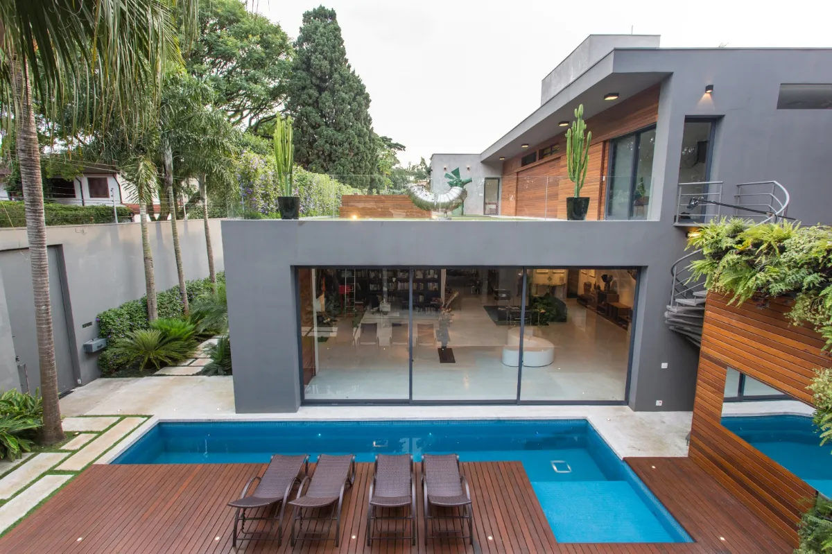 Sobrado para venda em Campo Belo com 5 quartos, sendo 5 suítes, 695m²
