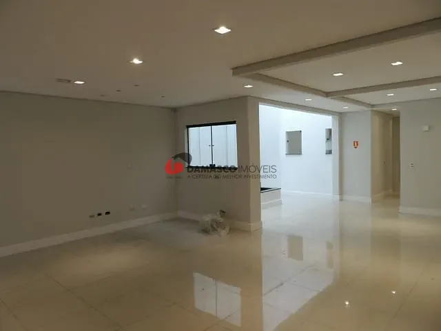 Sobrado com 280m², à venda, no bairro Osvaldo Cruz em São Caetano do Sul
