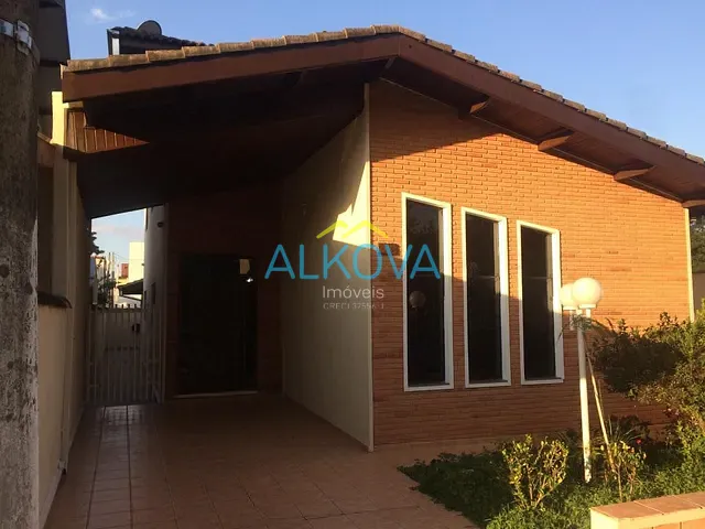 Sobrado com 250m² 3 quartos e 1 banheiro, à venda, no bairro Urbanova em São José dos Campos